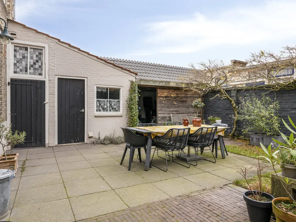 Dalemsestraat 16, THOLEN