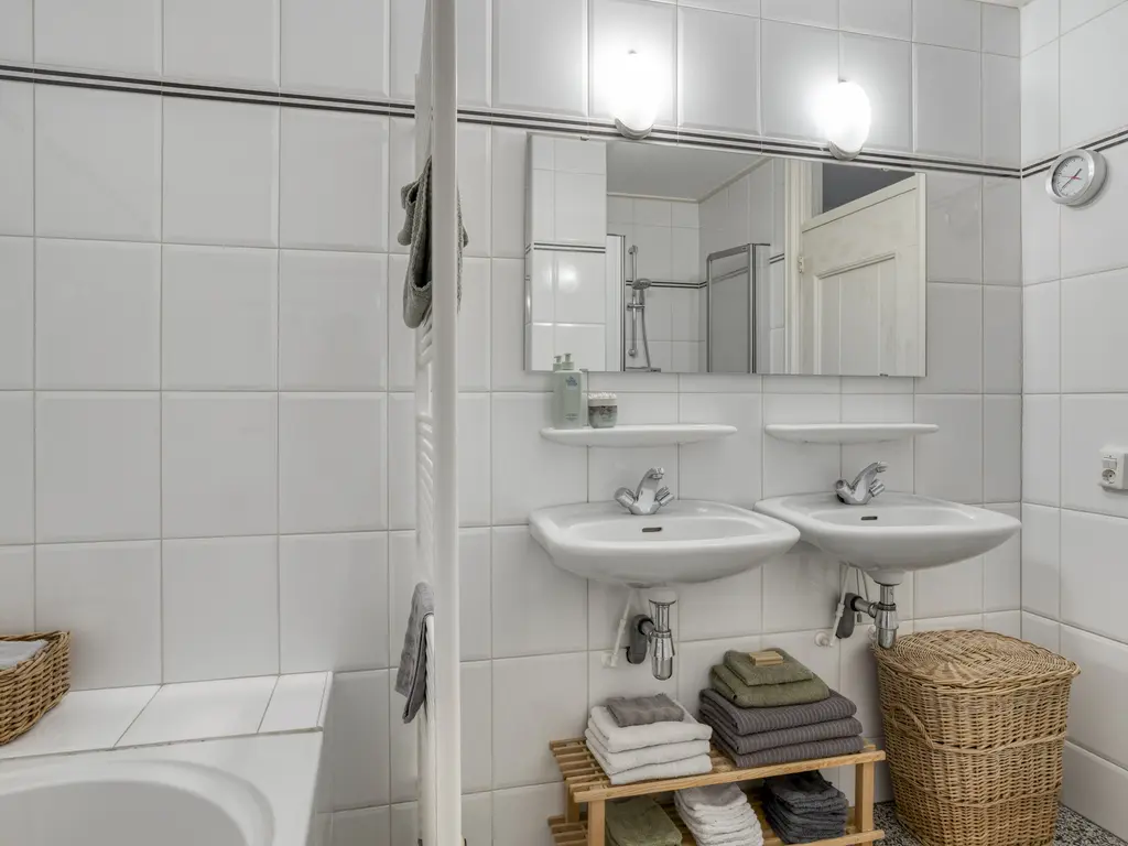 Dalemsestraat 16, THOLEN