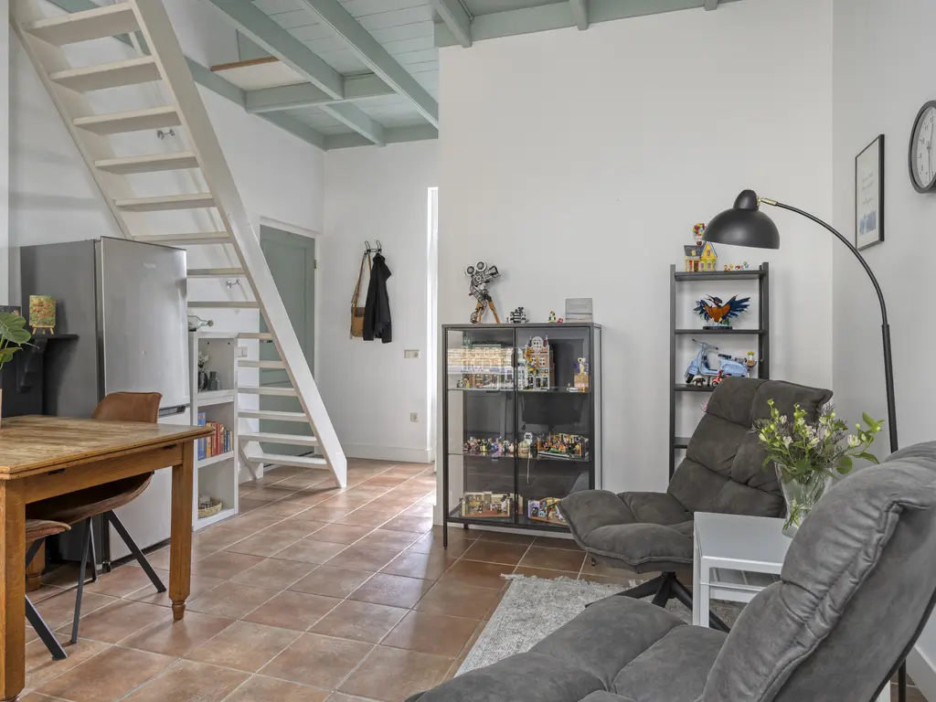 Dalemsestraat 16, THOLEN