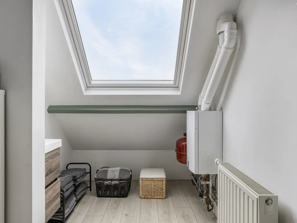 Dalemsestraat 16, THOLEN