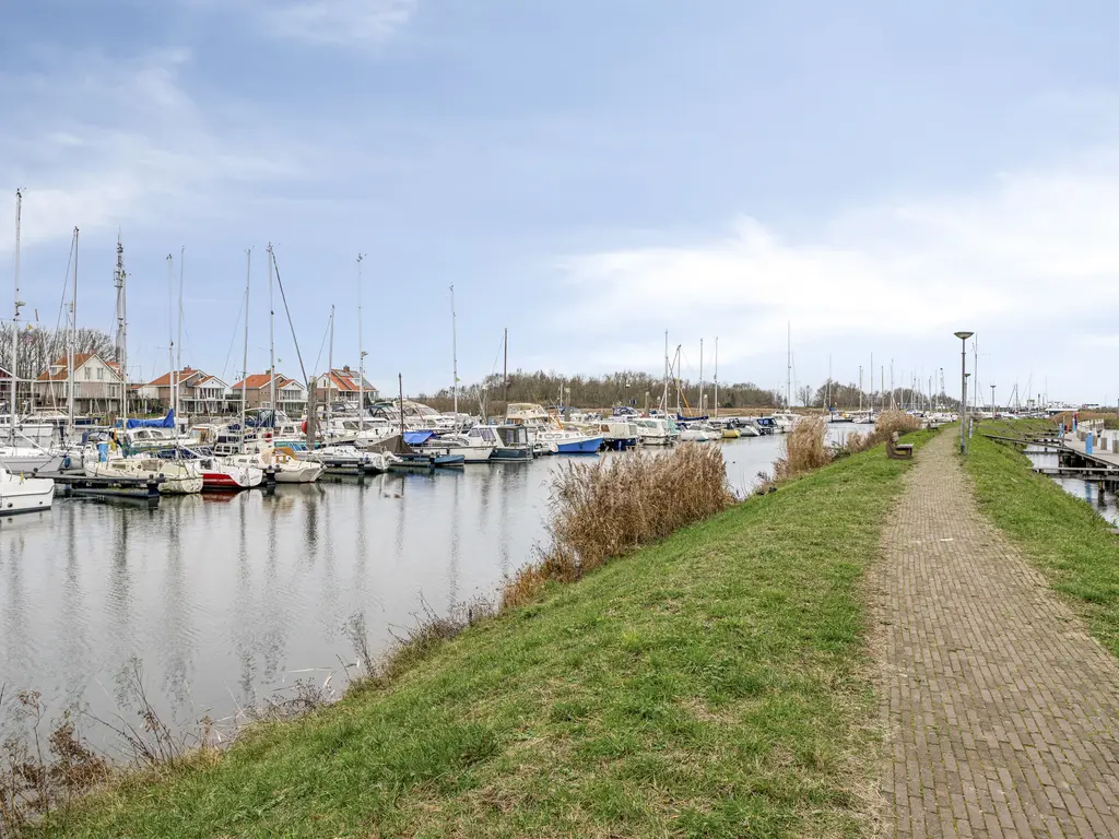 Dalemsestraat 16, THOLEN