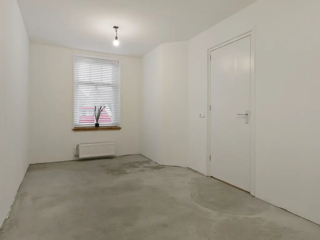 Molendijk 12, STAVENISSE