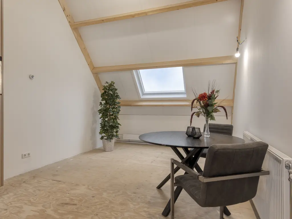 Molendijk 12, STAVENISSE