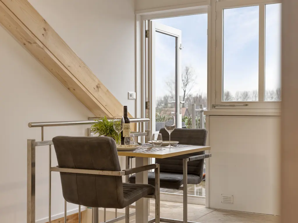 Molendijk 12, STAVENISSE