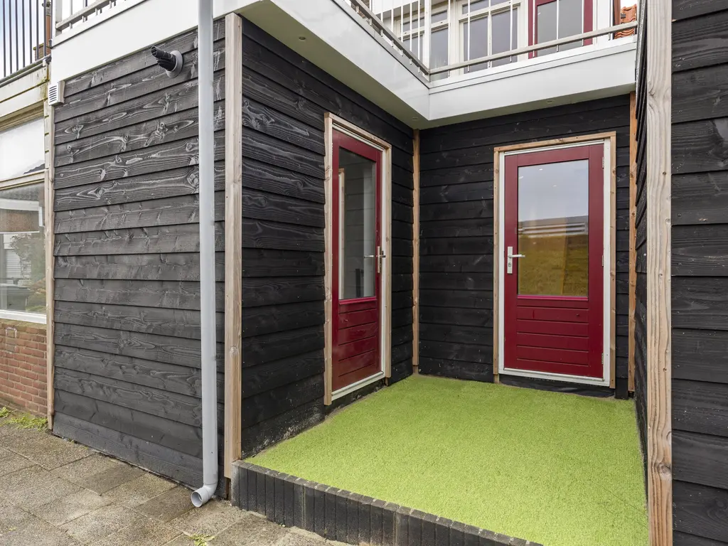 Molendijk 12, STAVENISSE