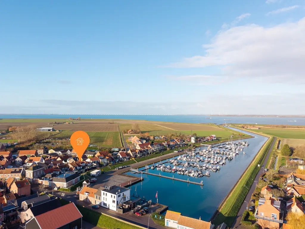 Molendijk 12, STAVENISSE