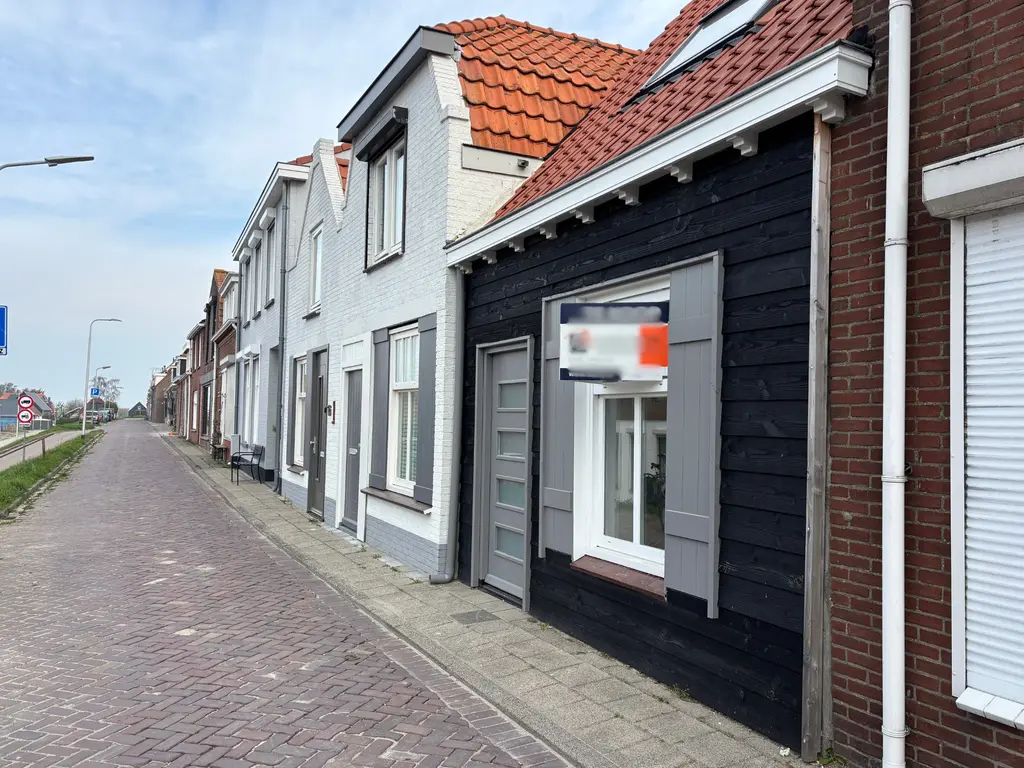 Molendijk 12, STAVENISSE