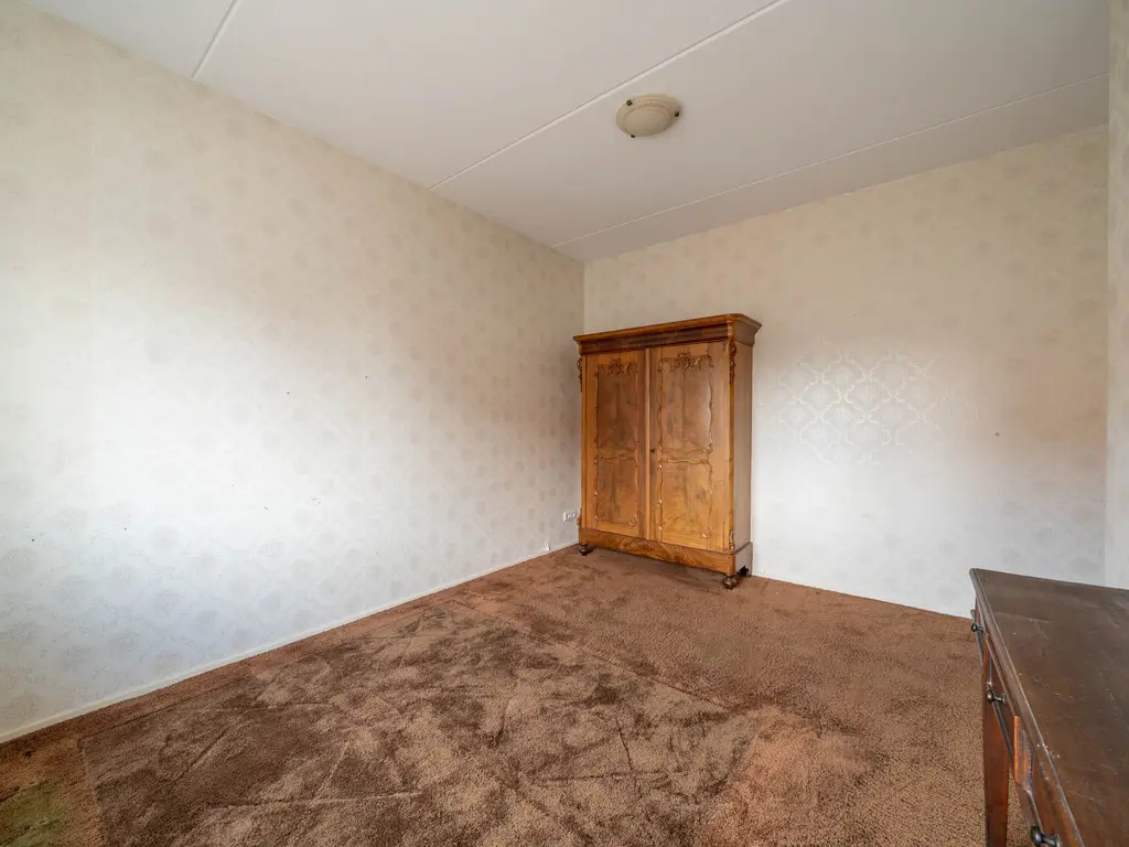 Tjalk 4, SINT-ANNALAND