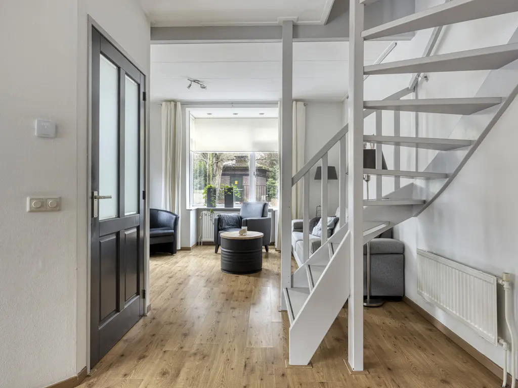 Minneputtestraat 1, THOLEN