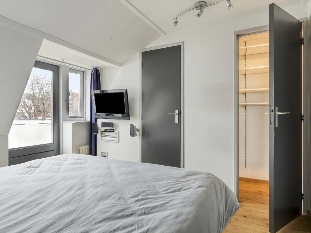 Minneputtestraat 1, THOLEN