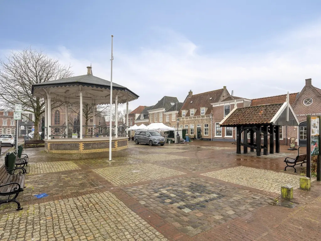 Minneputtestraat 1, THOLEN