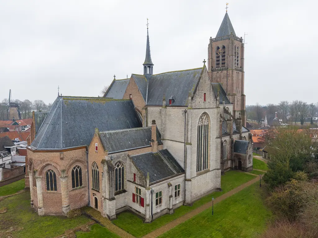 Minneputtestraat 1, THOLEN