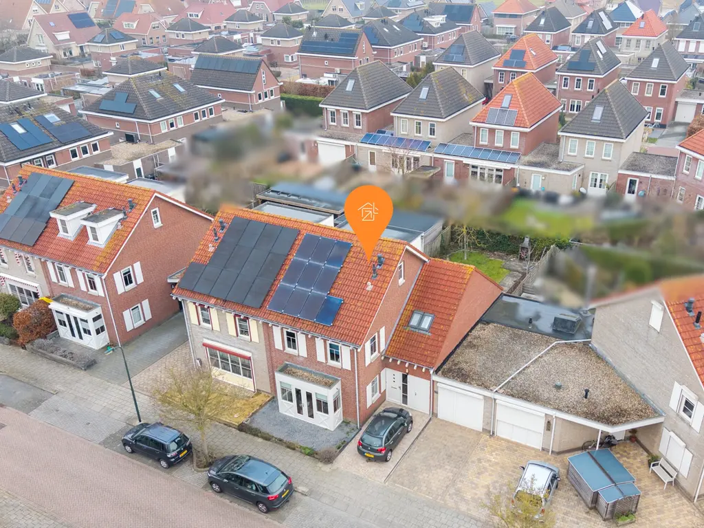 Van Zeylstraat 15, OUD-VOSSEMEER