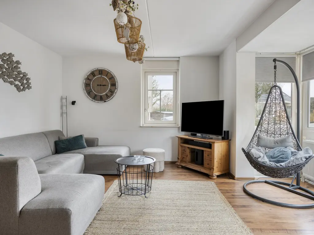 Van Zeylstraat 15, OUD-VOSSEMEER