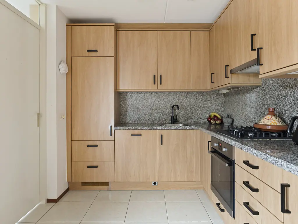 Van Zeylstraat 15, OUD-VOSSEMEER