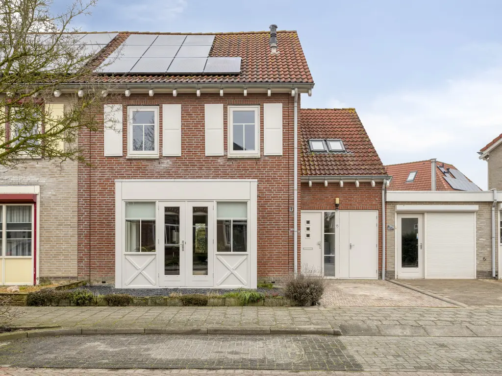 Van Zeylstraat 15, OUD-VOSSEMEER