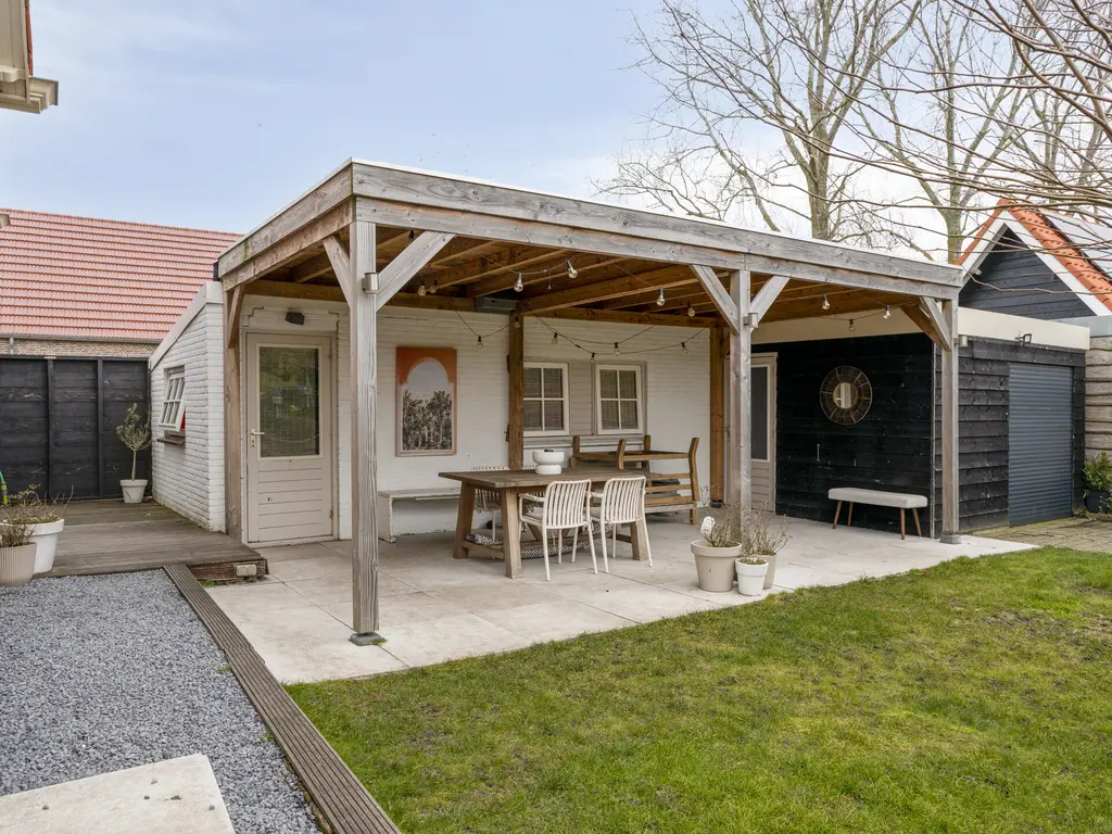 Onder de Zeedijk 8, POORTVLIET