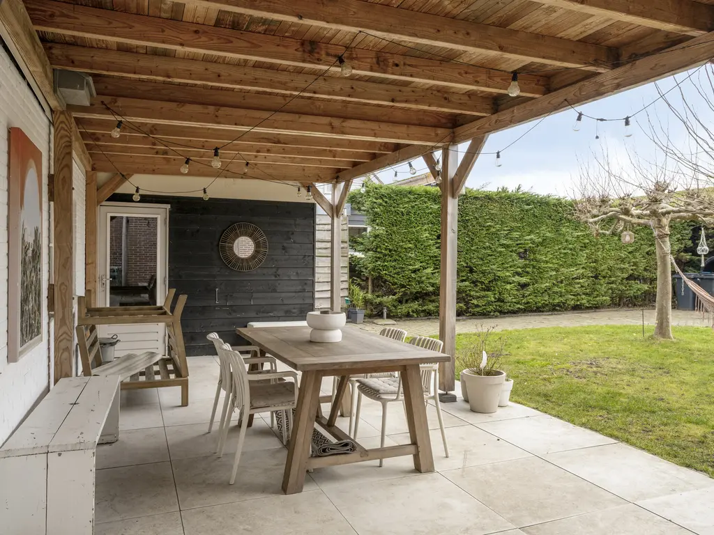 Onder de Zeedijk 8, POORTVLIET