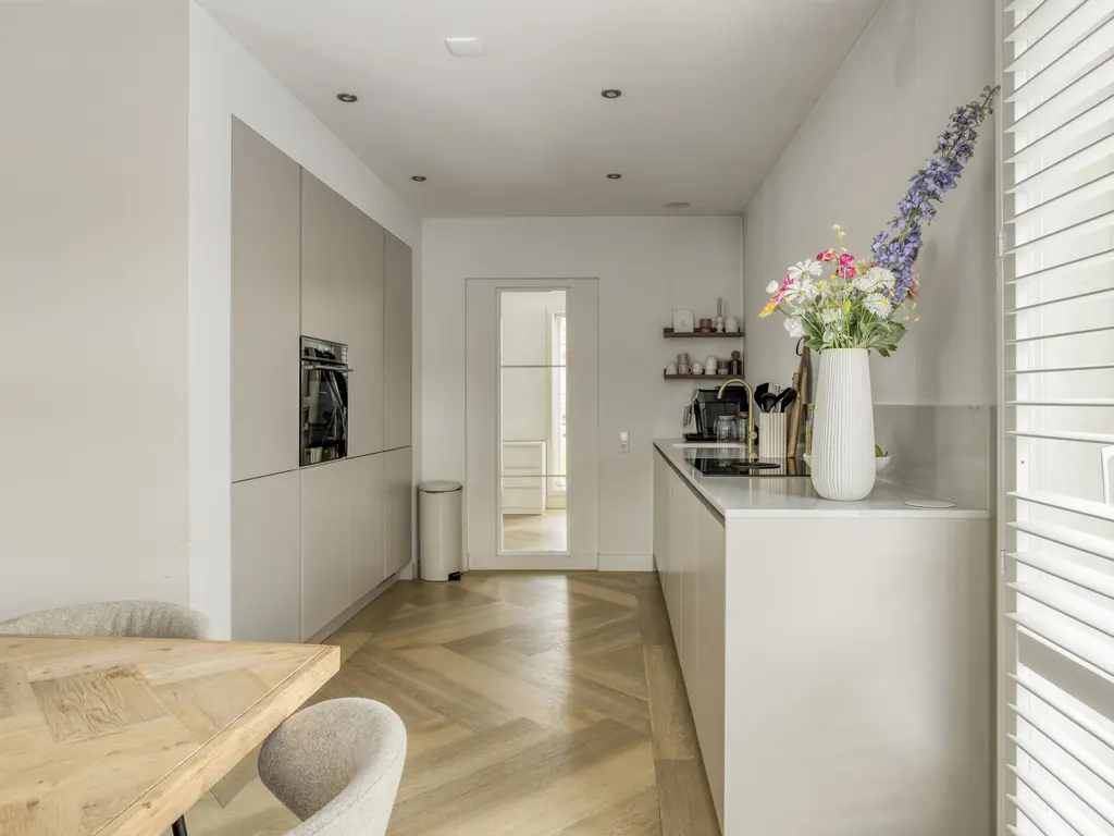 Onder de Zeedijk 8, POORTVLIET