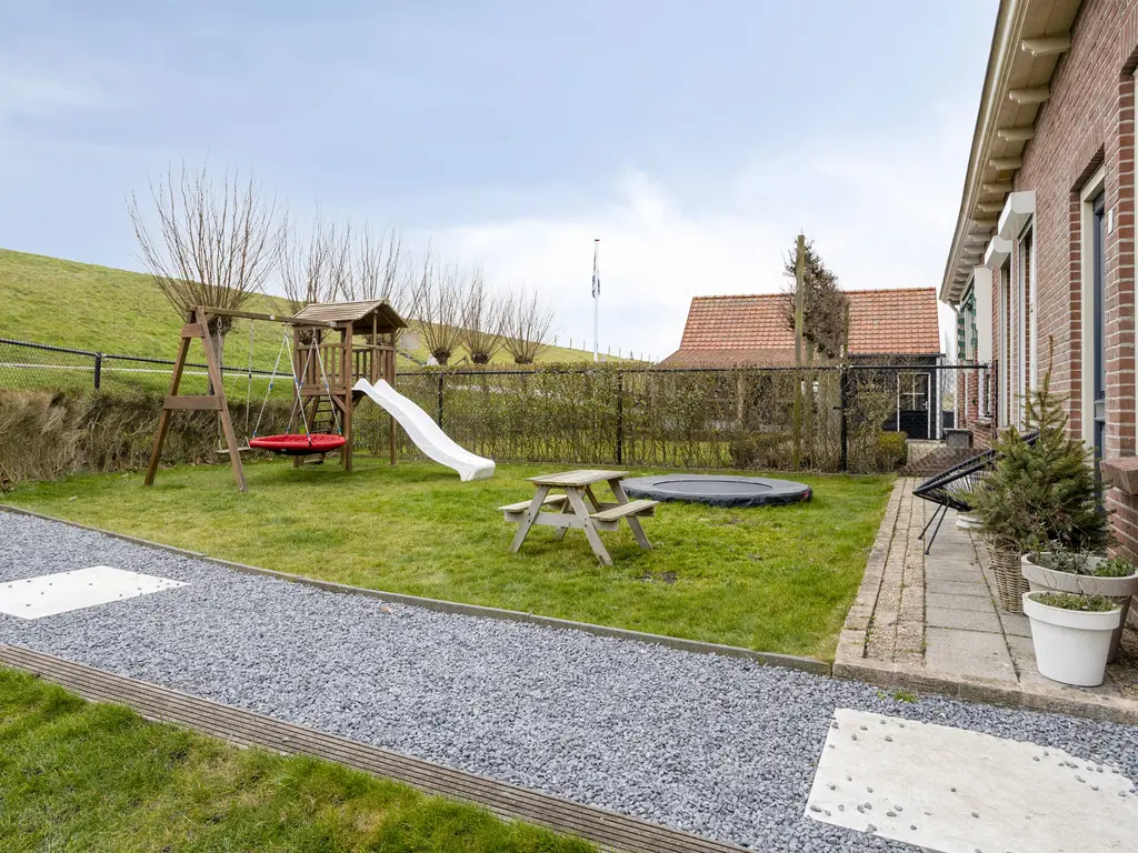 Onder de Zeedijk 8, POORTVLIET