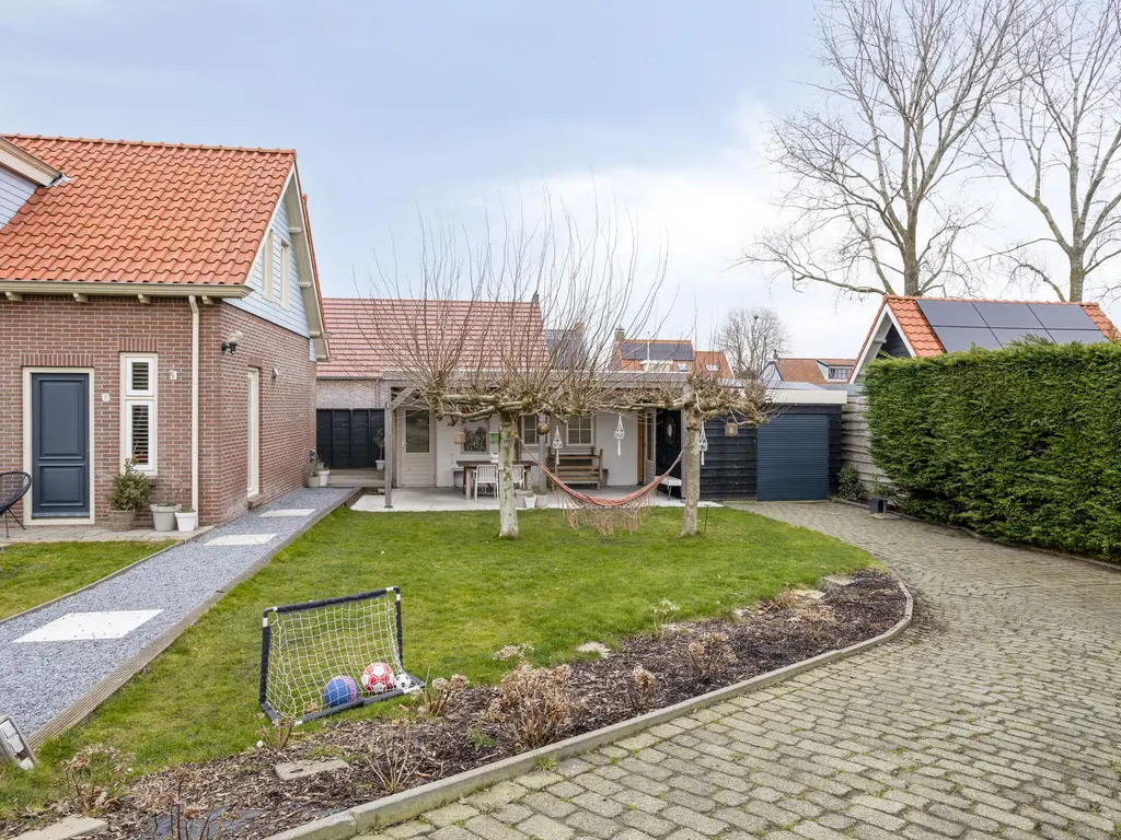 Onder de Zeedijk 8, POORTVLIET