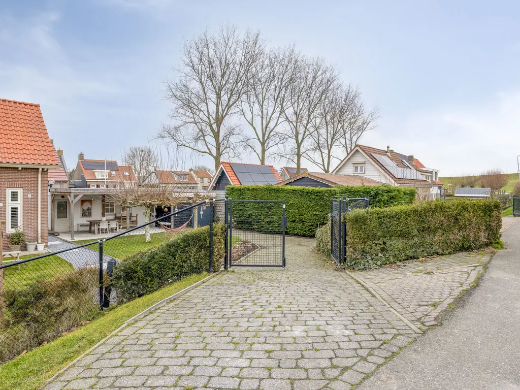 Onder de Zeedijk 8, POORTVLIET