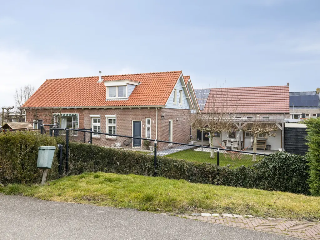 Onder de Zeedijk 8, POORTVLIET