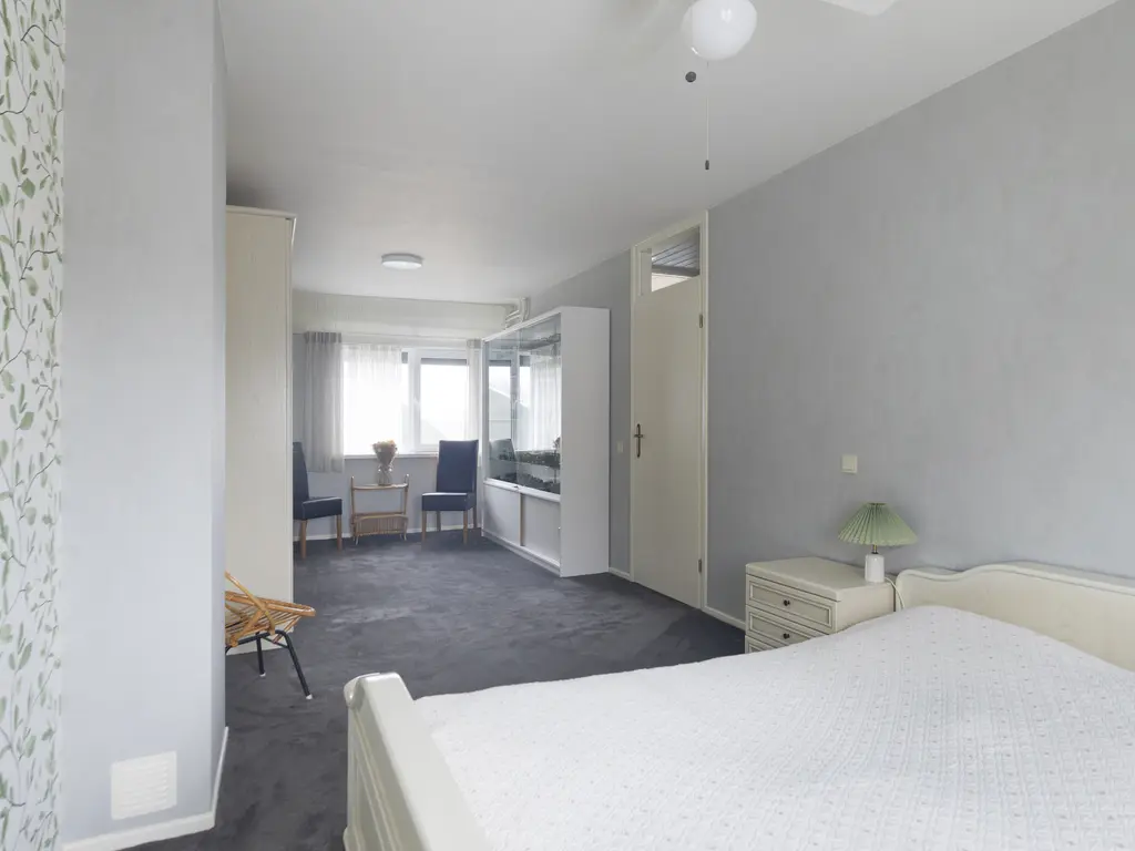 Koningin Julianastraat 113, THOLEN