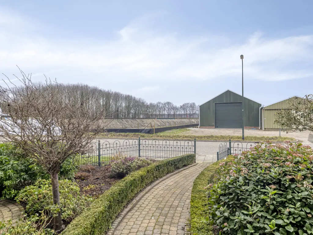 Koningin Julianastraat 113, THOLEN