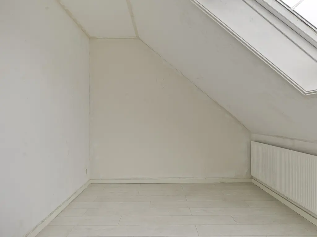 Dokter Bernhardistraat 18, STAVENISSE