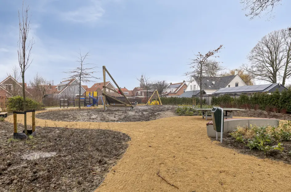 Dokter Bernhardistraat 18