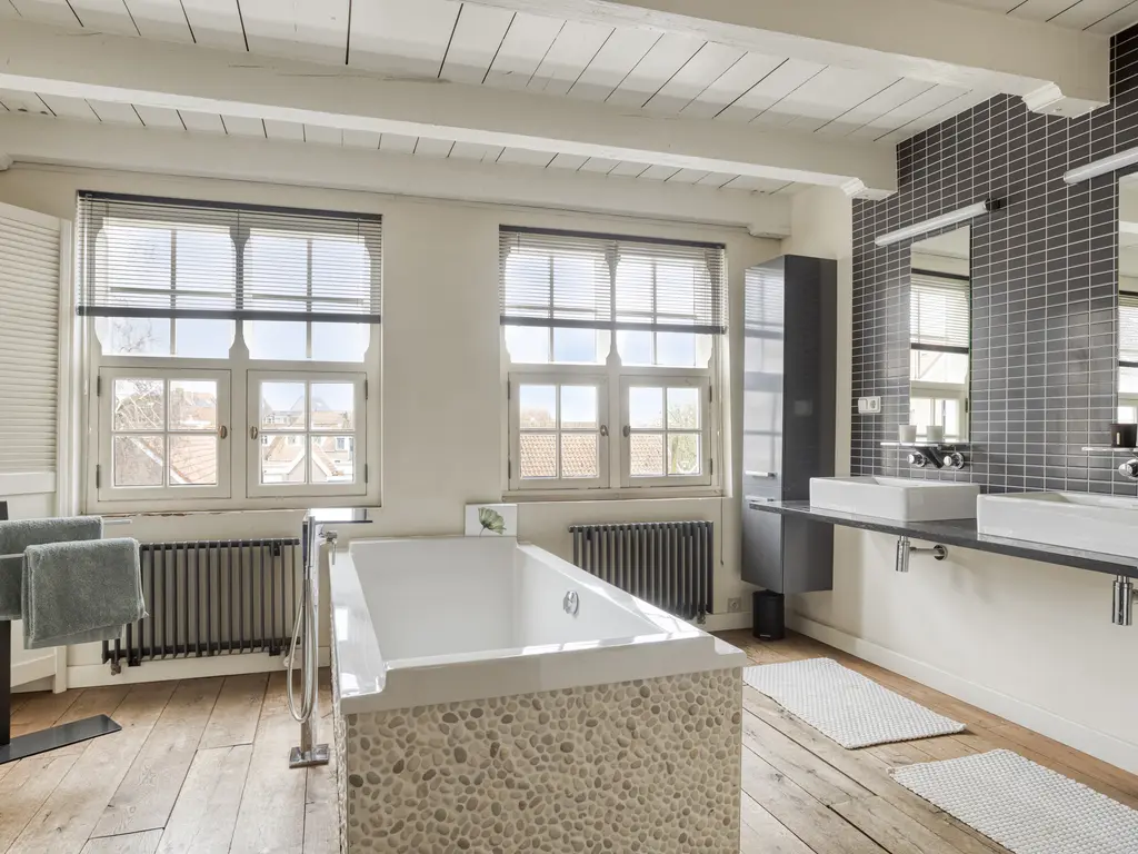 Stoofstraat 5, THOLEN