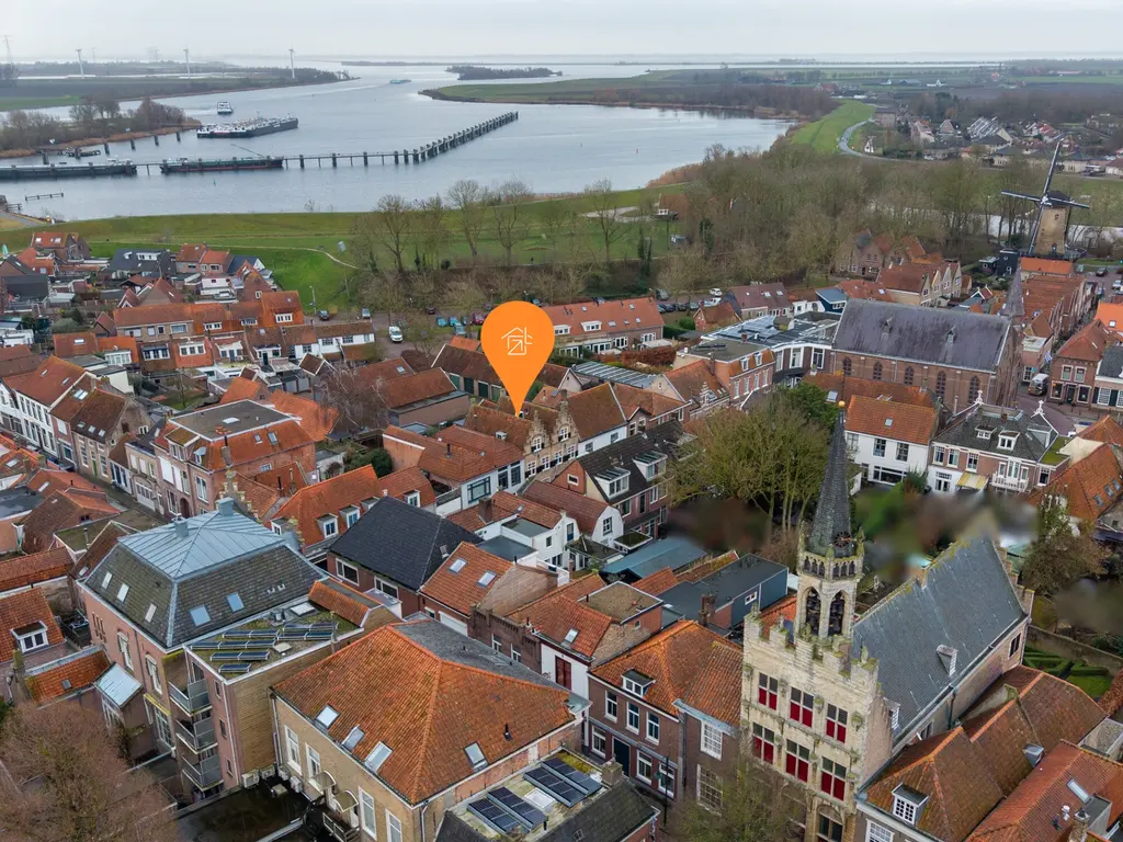 Stoofstraat 5, THOLEN