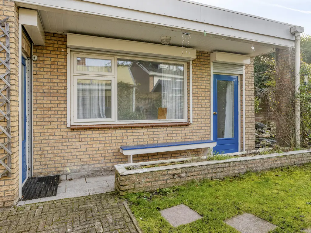 Dr Ensinkstraat 65, HALSTEREN