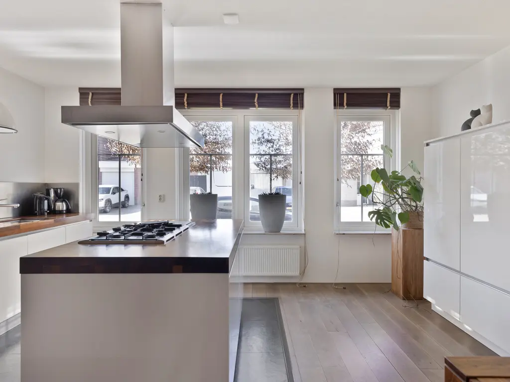 Van Zeylstraat 30, OUD-VOSSEMEER