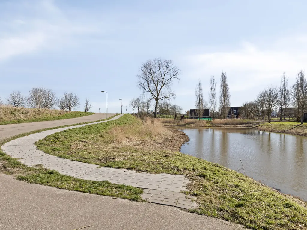 Van Zeylstraat 30, OUD-VOSSEMEER