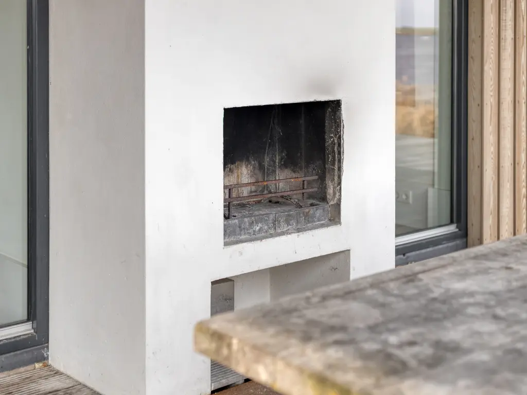 Oesterdam 127, THOLEN