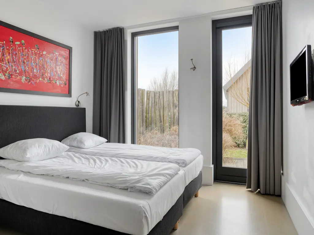 Oesterdam 127, THOLEN