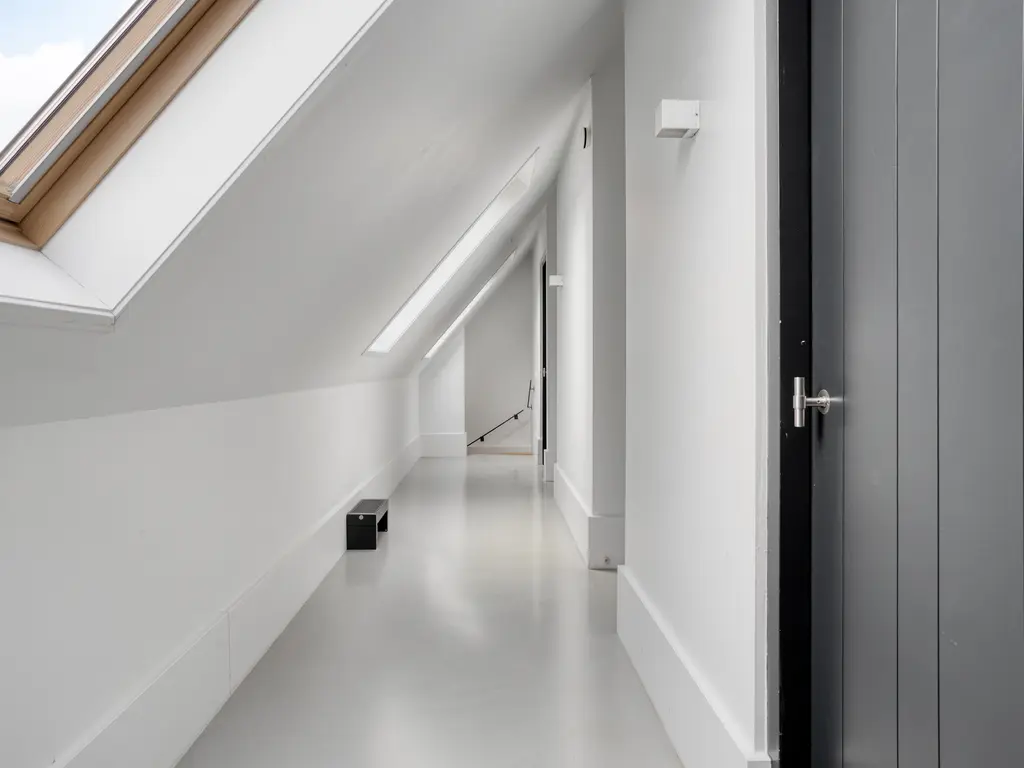 Oesterdam 127, THOLEN