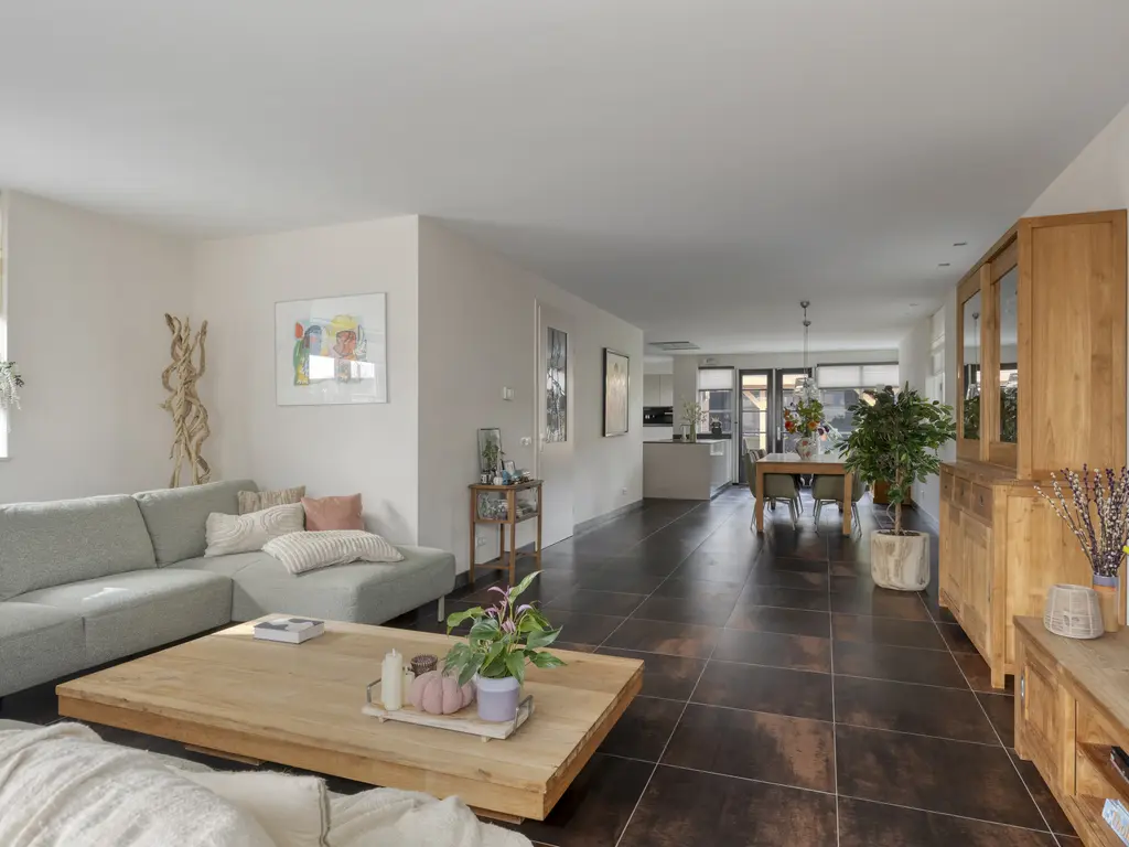 Windsingel 48, THOLEN