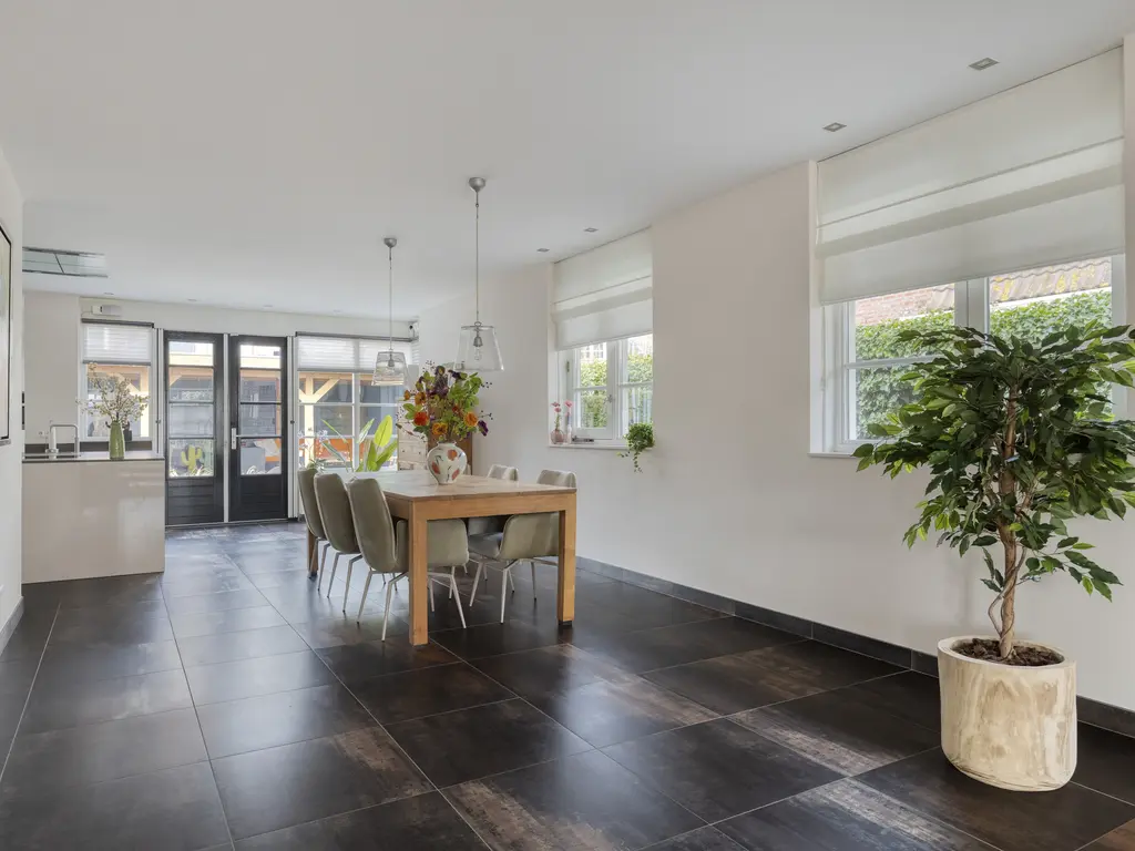 Windsingel 48, THOLEN