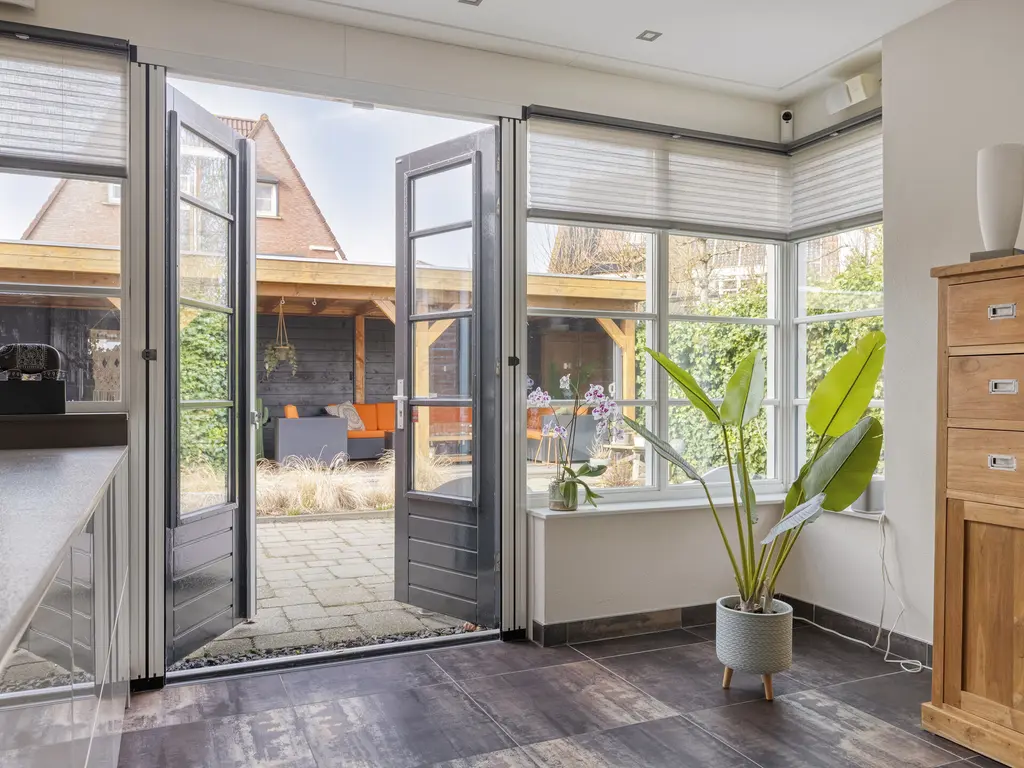 Windsingel 48, THOLEN