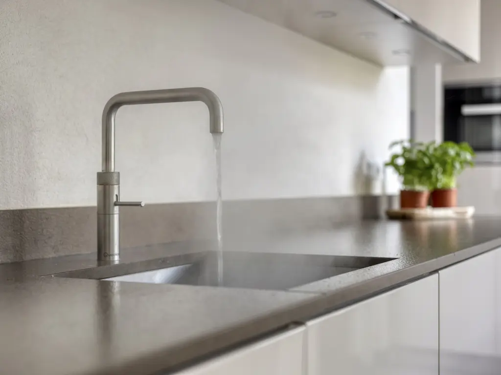 Windsingel 48, THOLEN