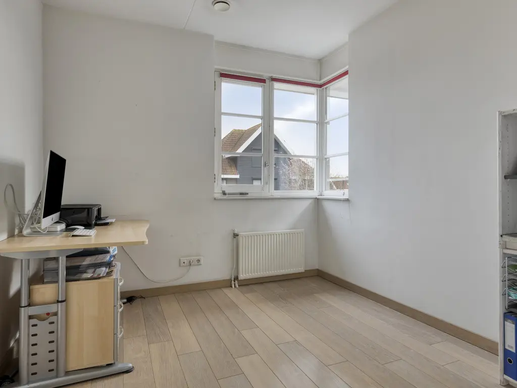 Windsingel 48, THOLEN