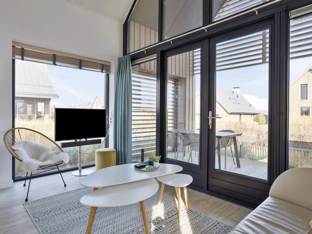 Oesterdam 245, THOLEN