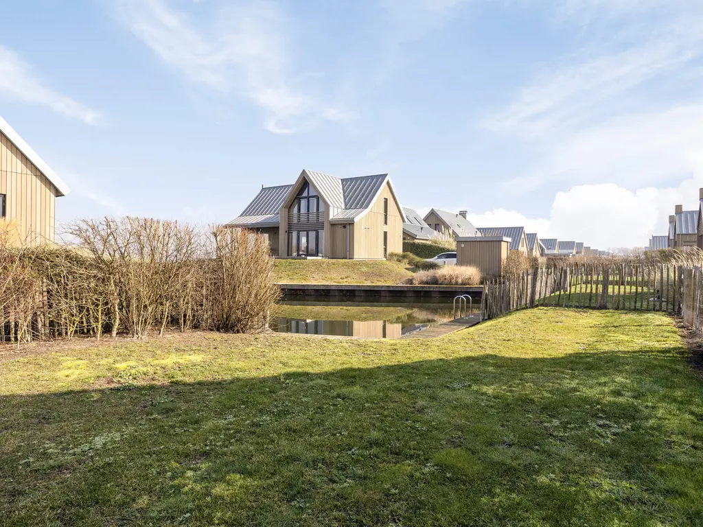 Oesterdam 245, THOLEN