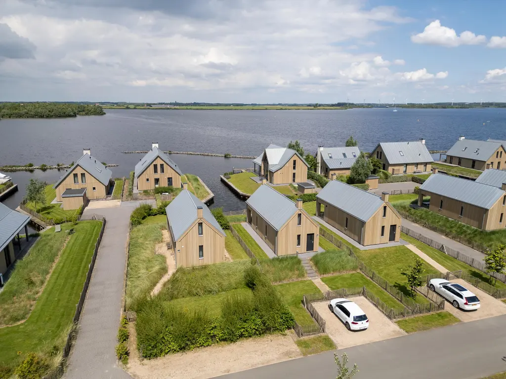 Oesterdam 245, THOLEN