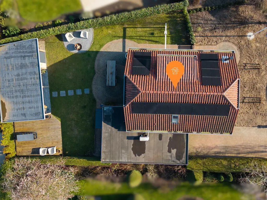 Meanderlaan 6, THOLEN