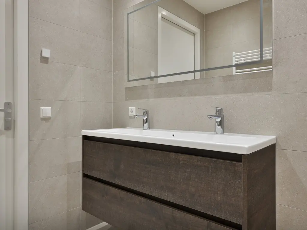 Dalemsestraat 25a, THOLEN