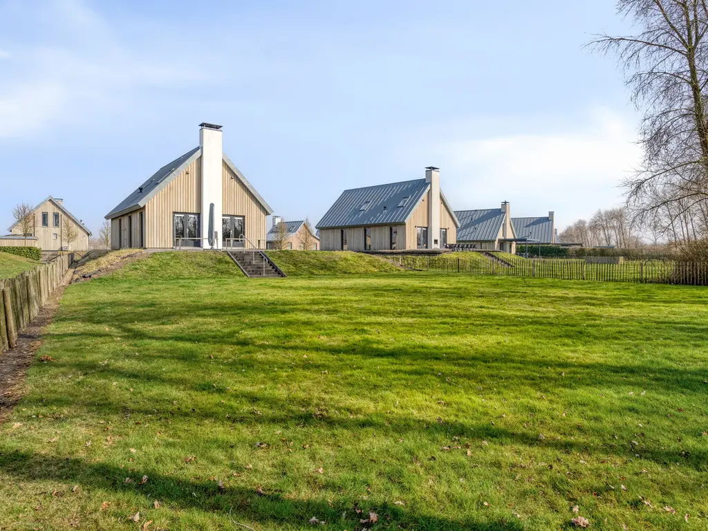 Oesterdam 169, THOLEN